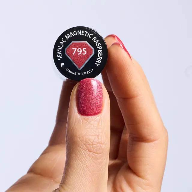 Semilac Ημιμόνιμο Βερνίκι 795 Magnetic Raspberry 7ml 2