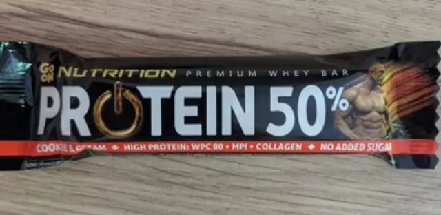 Whey Μπάρα Πρωτεΐνης 50% Cookie & Cream • Go On Nutrition • 40γρ