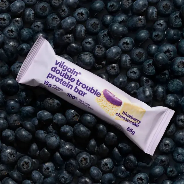 Vilgain Double Trouble Protein Bar Blueberry Cheesecake 3