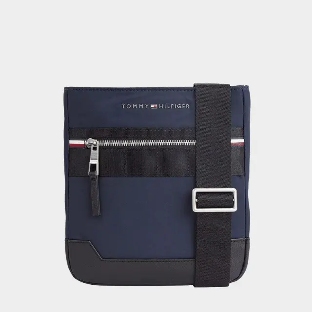 Tommy Hilfiger - Th Elevated Ανδρική Τσάντα Στήθους AM0AM11570-DW6 Μπλε Ναυτικό