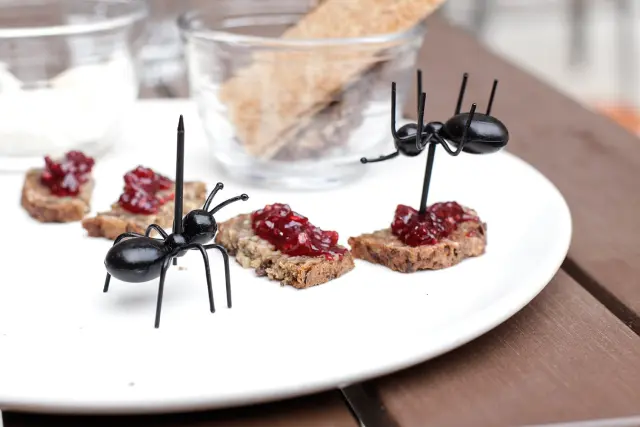 Party Picks Ants Set Of 20 CU125 - Gadgets