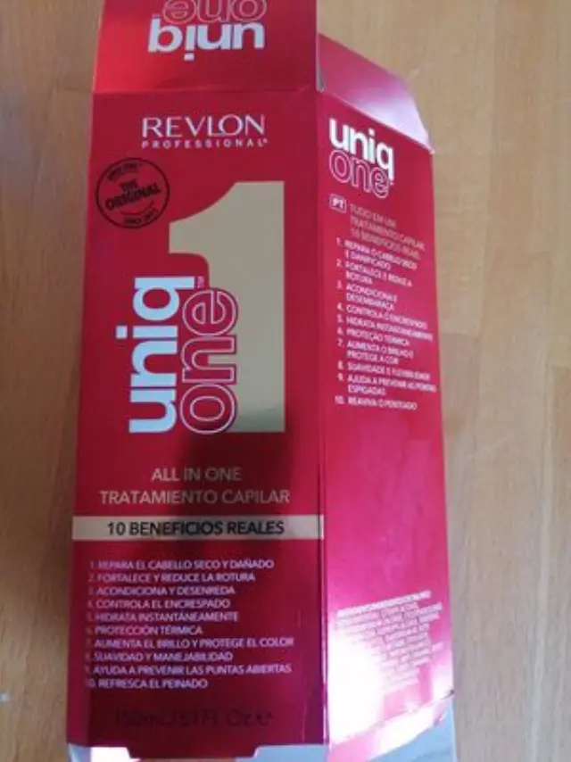 Revlon Uniq One Lotion Αναδόμησης All In One για Όλους τους Τύπους Μαλλιών 150ml