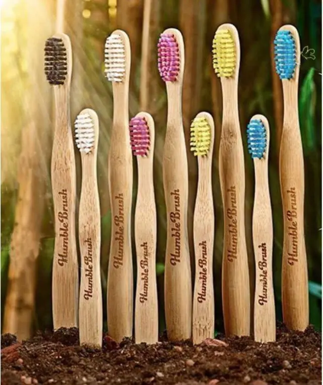 The Humble Co. Toothbrush Bamboo Adult Sensitive Black Μαύρο Οδοντόβουρτσα Ενηλίκων Για Ευαίσθητα Δόντια & Ούλα, 1τμχ 2