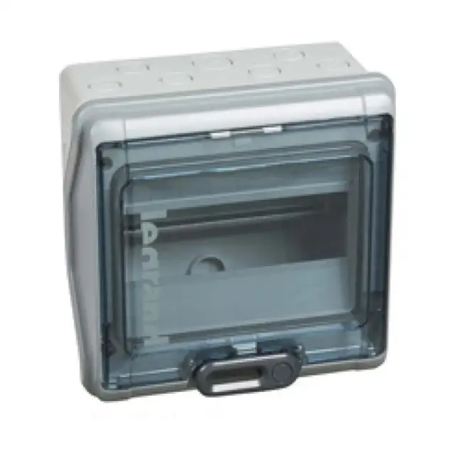 Cabinets PLEXO³ - IP 65 - IK 09 - 8 modules - 1 row