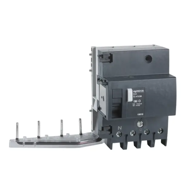 Add-on Residual Current Device Acti9 Vigi NG125, 4P, 125 A, 230–415 V AC, Earth-leakage Sensitivity: 30mA, By Screws, IP40, 35 mm Symmetrical DIN Rail, 9 mm Pitches: 11
