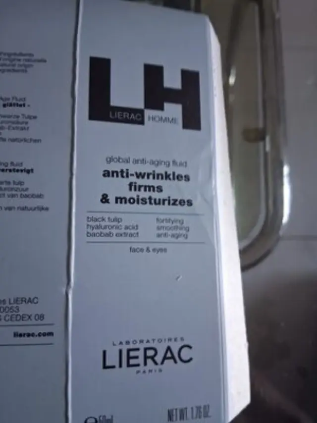 Lierac Homme Fluide Antiage Global Λεπτόρρευστη Ανδρική Κρέμα με Ολοκληρωμένη Αντιγηραντική Δράση 50mL