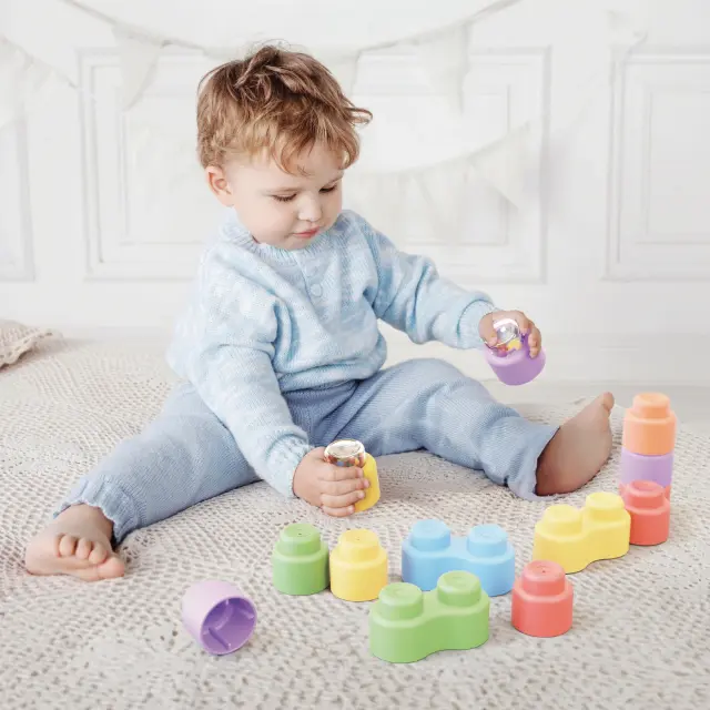 Quercetti Μαλακά Τουβλάκια με 2 Κουδουνίστρες Momy Soft Happy Sound 18τμχ (6-36 μηνών) 04145 3