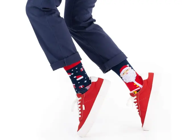 Κάλτσες Santa Claus Many Mornings με μέγεθος 39-42 - ΕνηλίκωνSanta Claus Regular 39-42 2