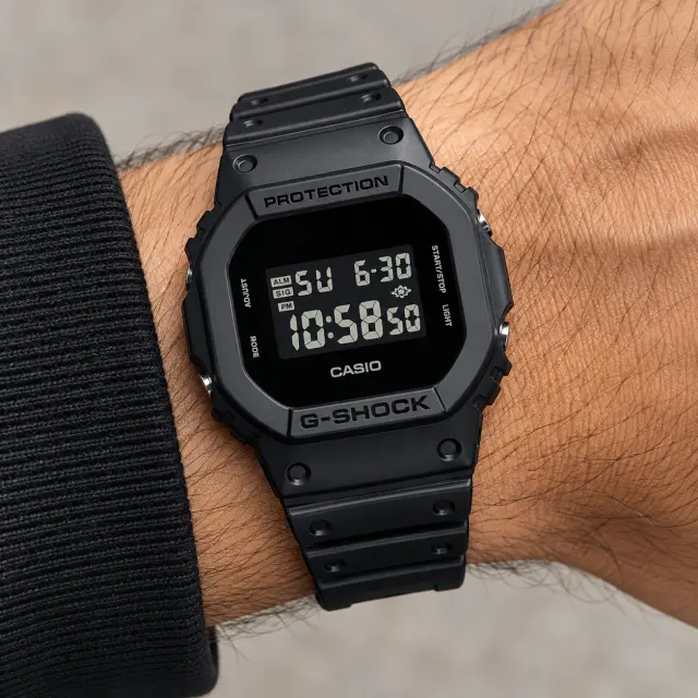 Ανδρικό Ψηφιακό Ρολόι Casio G-Shock 11-DW-5600UBB-1ER Μαύρο με Λουράκι Ρητίνης 2