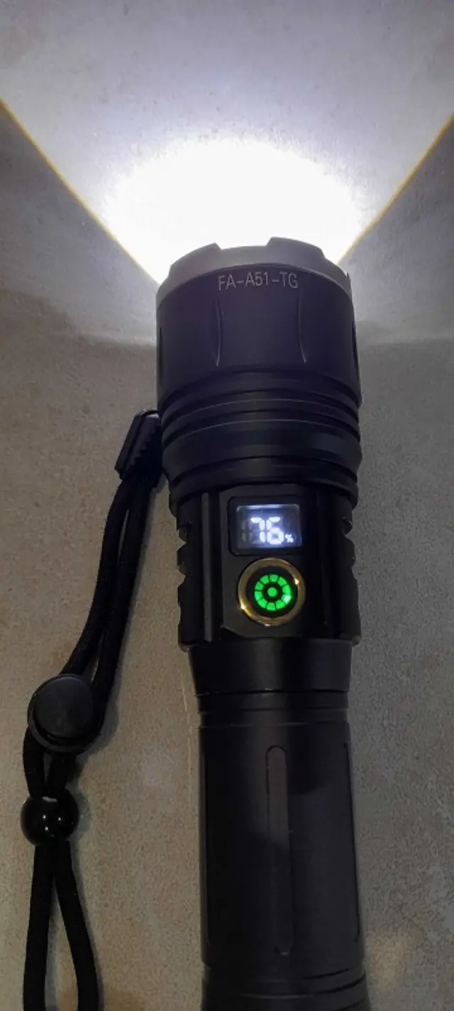 Επαναφορτιζόμενος φακός LED - A51-TG - 251384 2