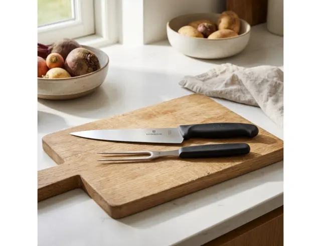 Σετ carving Victorinox Swiss Classic - Black - 2 τεμάχια - Σε συσκευασία δώρου6.7133.2G