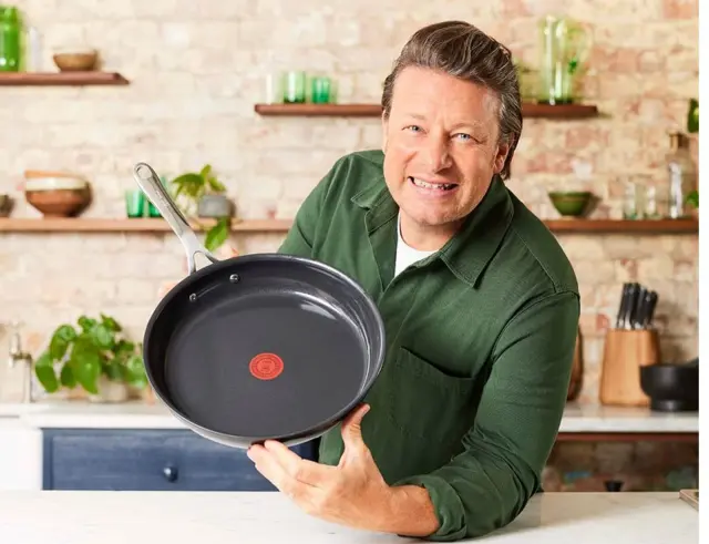 Τηγάνι Tefal by Jamie Oliver με αντικολλητική επίστρωση και διάμετρο 28cm C4710635 3