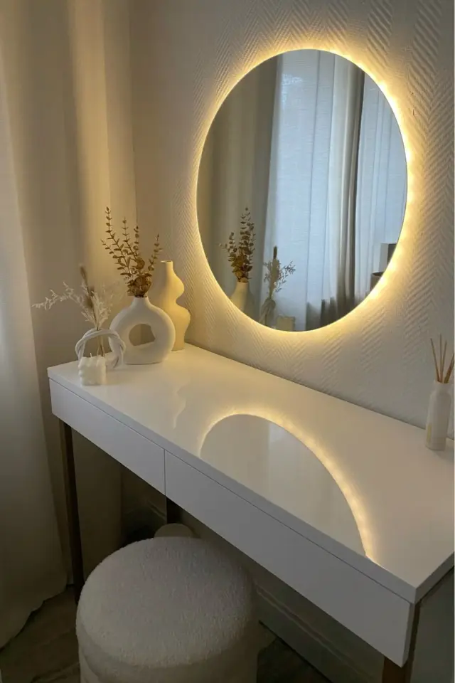 Stewehome Μεγάλος στρογγυλός καθρέφτης με LED φωτισμό για τοίχο κουζίνα μπάνιο μακιγιάζ Λευκό 60x60 cm 3