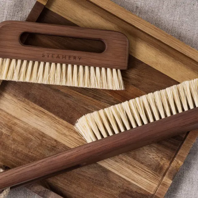 Steamery Ξύλινη Vegan Mini Βούρτσα Καθαρισμού για Ρούχα 2