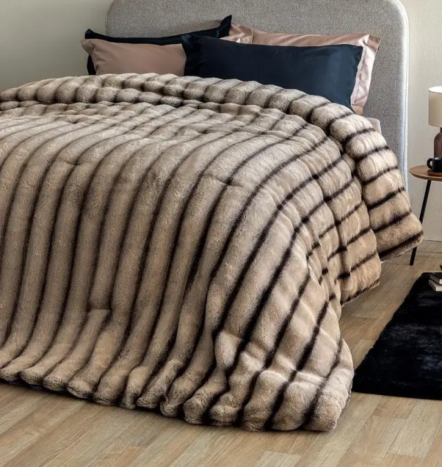 Κουβερτοπάπλωμα Υπέρδιπλο (230x250) Cate Beige Palamaiki 2