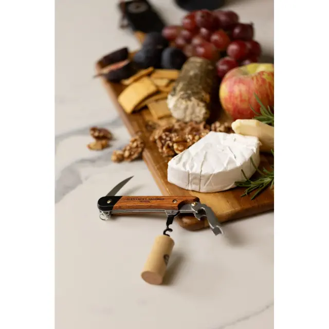 Gentlemen's Hardware® Corkscrew 4-in-1 Waiters Friend - Multitool 3
