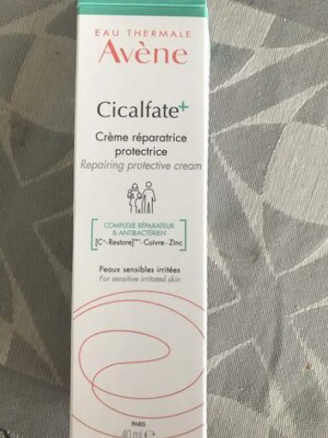 Avene Cicalfate+ Repairing Protective Cream Επανορθωτική και Προστατευτική Κρέμα Προσώπου για το Ερεθισμένο Δέρμα, 40ml