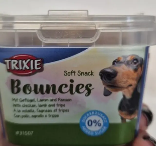 Μαλακές Λιχουδιές Trixie Bouncies με Πουλερικά, Αρνί & Πατσά 140gr