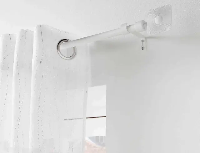 Μονό Κουρτινόξυλο Sarita Douceur d'intérieur με διάμετρο 19mm και επέκταση 120 - 210cm - White 1900538