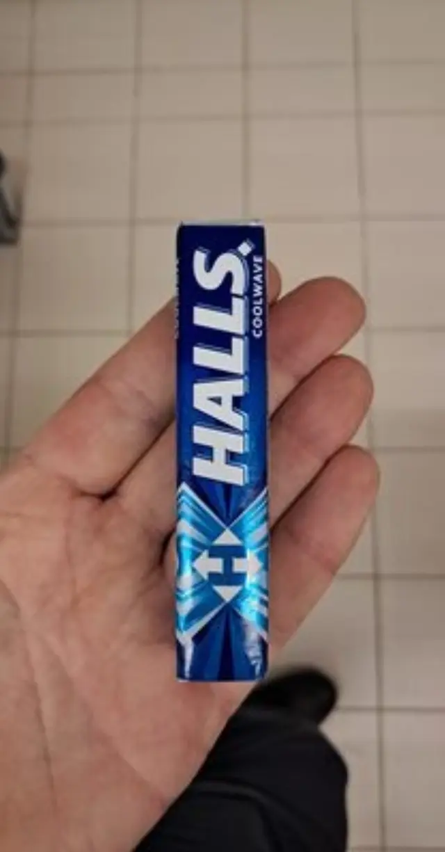 Halls Καραμέλα Μέντα Χωρίς Ζάχαρη 32gr 1 τμχ