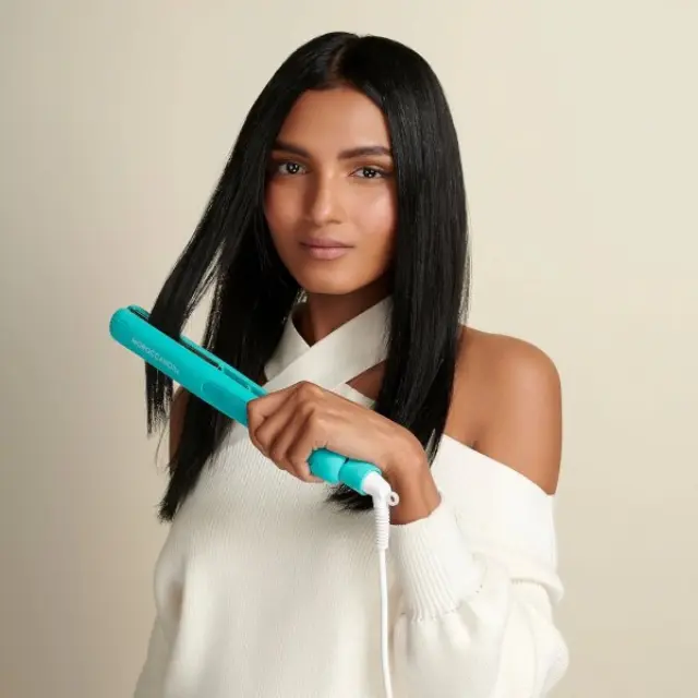 Moroccanoil Ισιωτικό Μαλλιών Perfectly Polished Titanium Flat Iron 3