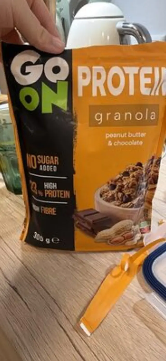 Protein Granola Peanut Butter & Chocolate 300g GO ON Nutrition