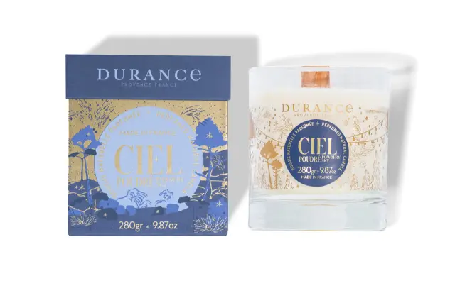 Durance Candle Powdery Sky Χριστουγεννιάτικο φυτικό κερί με άρωμα πουδρένιο και ξύλινο φυτίλι 280 gr.