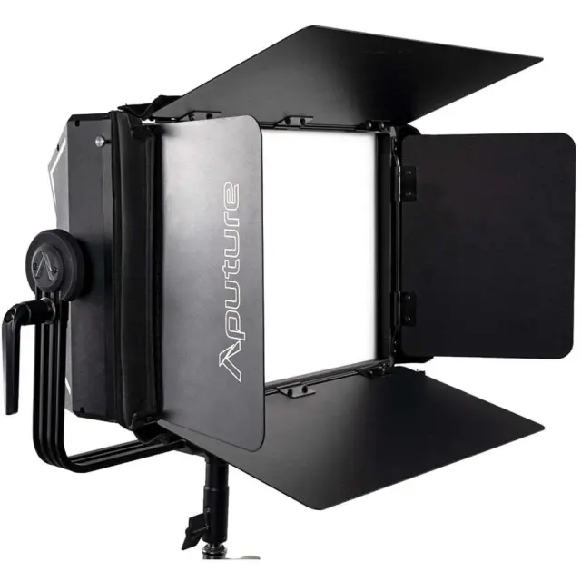 Aputure Πτερύγια Nova P300c