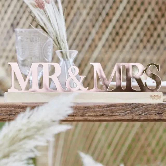 Επιγραφή ακρυλική Ροζ Χρυσό / Rose Gold Mr & Mrs
