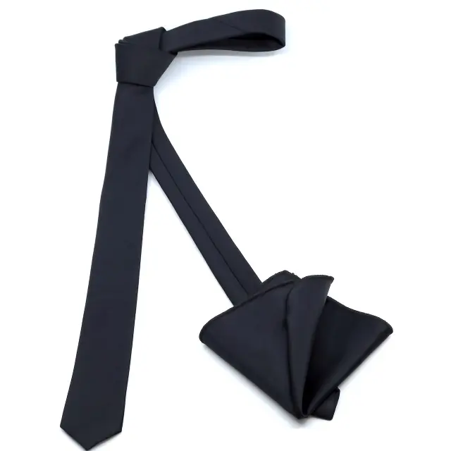 Μαύρη Γραβάτα Σατέν Ματ Slim 4,5 cm με Ασορτί Μαντήλι 2