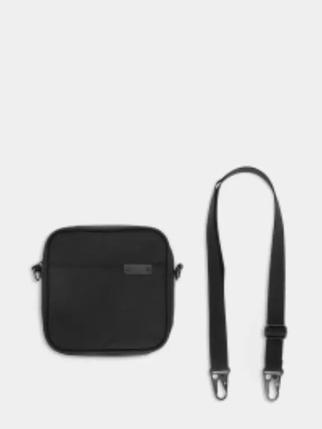 4F Pouch Bag Black 4FWSS25APOUU077-20S - One Size 3