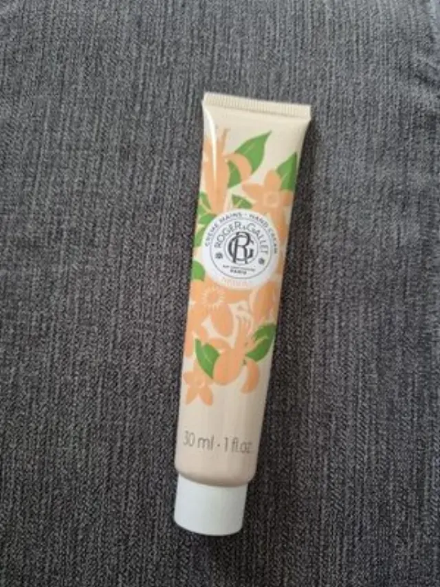 Roger & Gallet Neroli Creme Mains Ενυδατική Κρέμα Χεριών με Άρωμα Νερολί & Άνθη Πορτοκαλιάς, 30ml