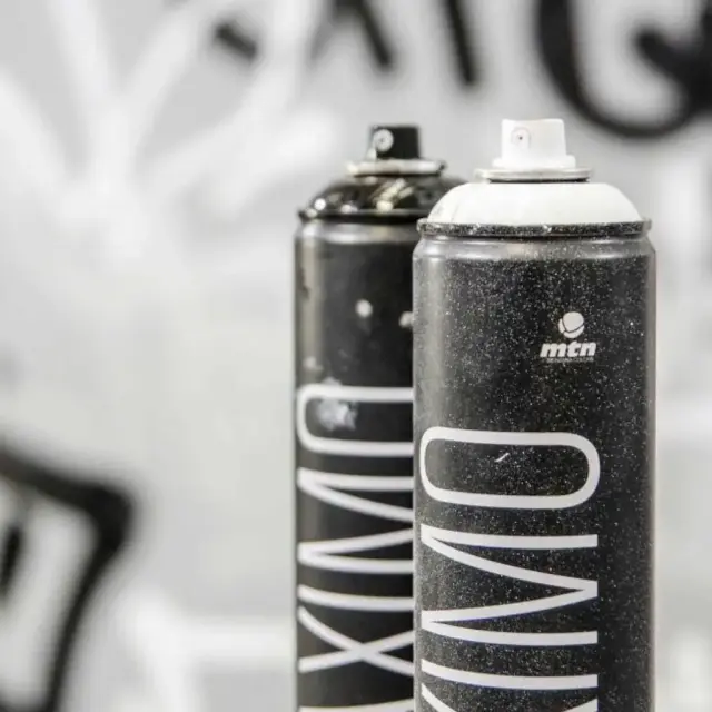 MTN Maximo Spray Paint RV-9010 XXL White 2
