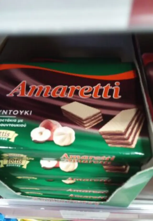 Amaretti classic γκοφρέτα Γάλακτος με Φουντούκι 68gr