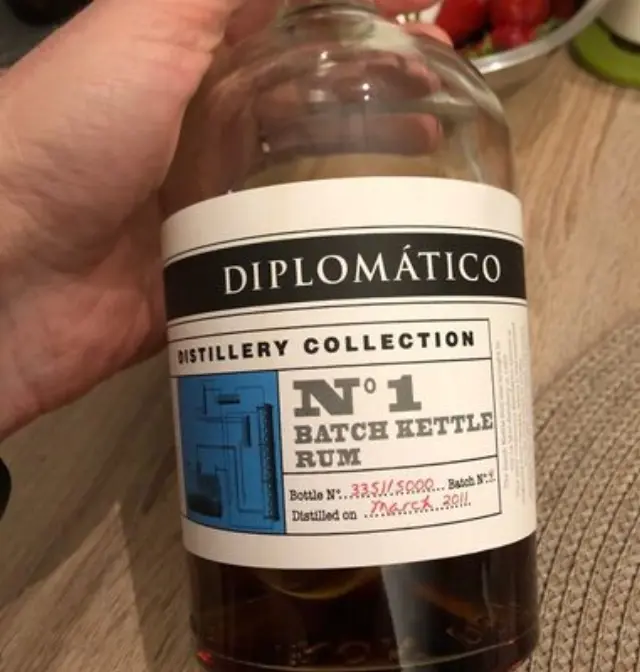 DIPLOMATICO DISTILLERY COLLECTION No1 BATCH KETTLE RUM 700ML