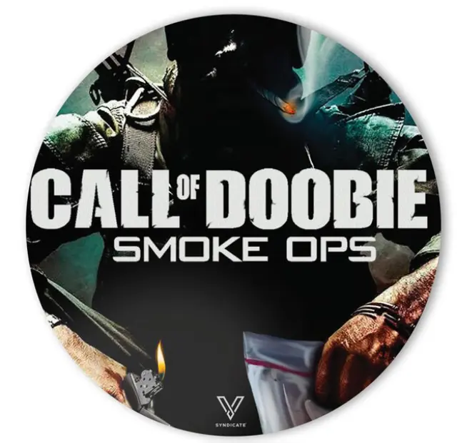 V-Syndicate Slikk Round Αντικραδασμικό Υπόστρωμα (χαλάκι) Dab Mat - Σχέδιο Call of Doobie 15cm