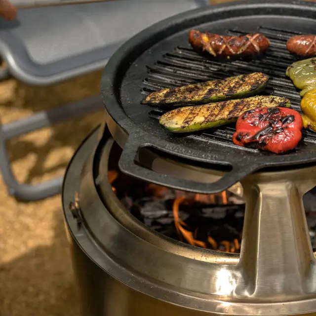 Solo Stove Yukon Μαντεμένια Σχάρα Ψησίματος με Βάση Στήριξης 2