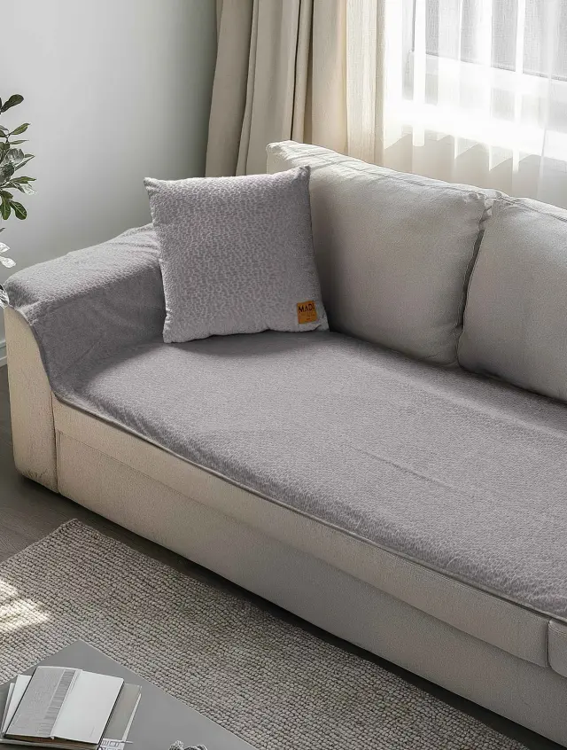 Μεμονωμένο ανάγλυφο κάλυμμα REGALIA GREY MADI για τριθέσιο καναπέ 180 x 90 εκ.