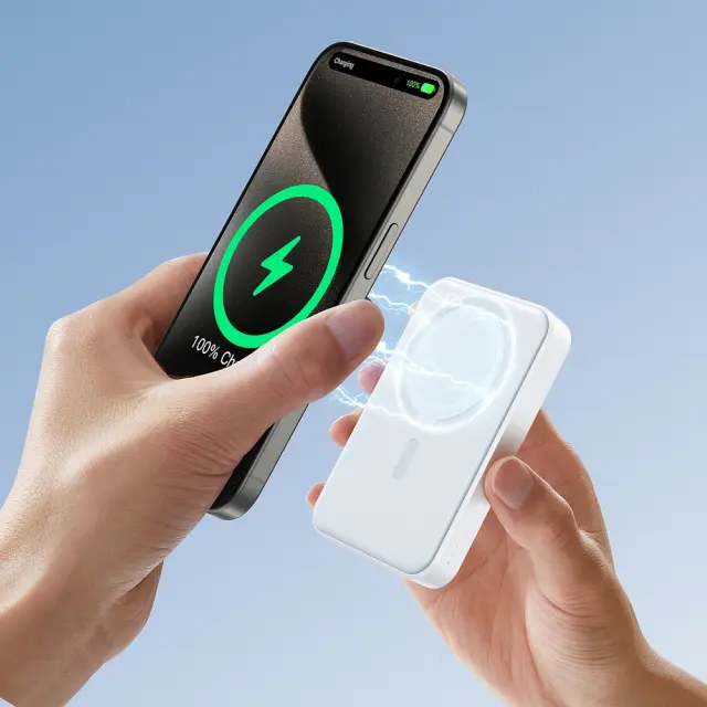 Joyroom JR-W020 Powerbank 20W 10000mAh MagSafe + USB-C - Καλώδιο USB-C 0,25m - λευκό 2