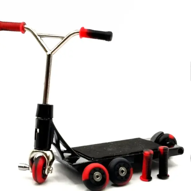 TAILWHIP Wheels and Grips Set Red Swirl 2