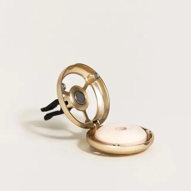 Maison Berger Paris Car Diffuser Kit Συσκευή Διάχυσης Αρώματος και Κεραμικός Δίσκος Lolita Lempicka 3
