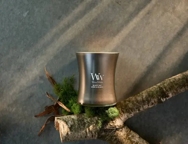 Αρωματικό Κερί Precious Metals WoodWick με άρωμα Melanite Mist2659612E 3