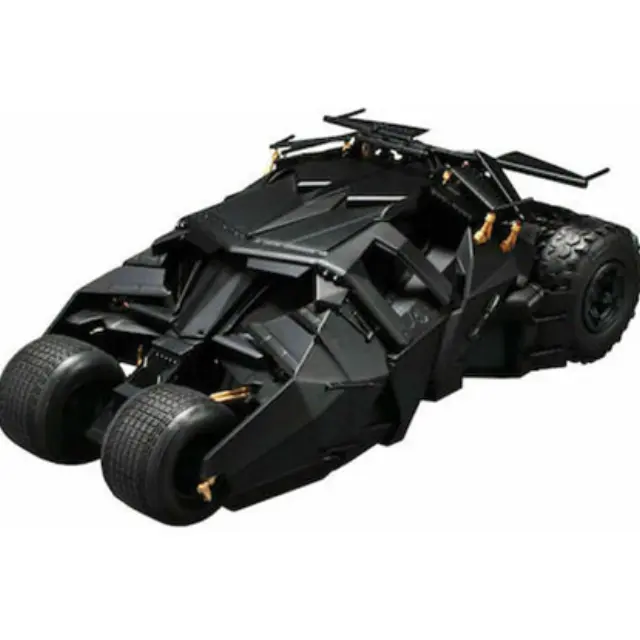 Bandai Model Kit DC COMICS -Batman Begins Batmobile 7.6 x 19 x 31.1 (BAN62184)