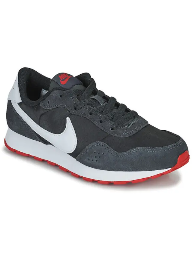 Nike MD Valiant CN8558-016 - 37.5 3