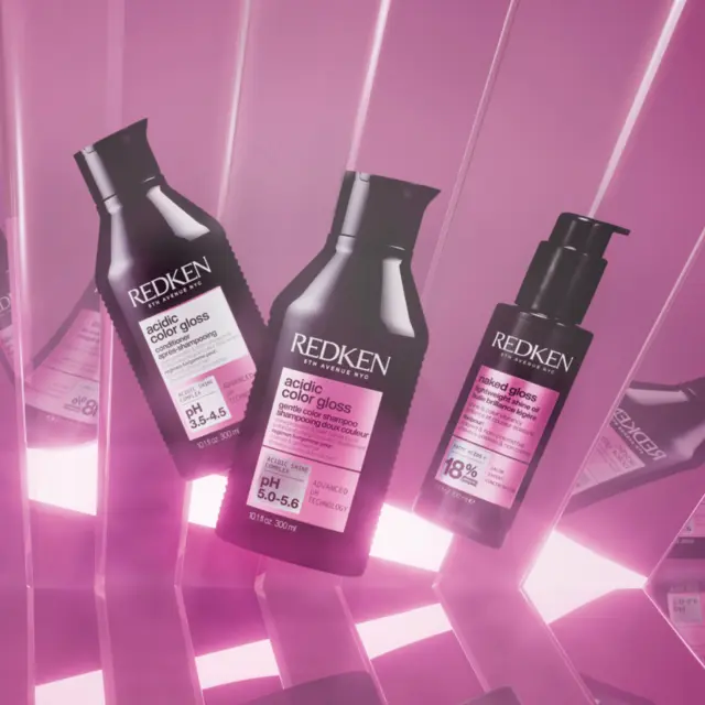 Redken Acidic Color Gloss Holiday Set (Shampoo 300ml, Conditioner 300ml, Shine Oil 100ml) 2