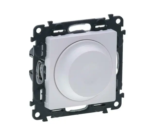 Rotary dimmer Valena Life - 240 V~ - 50 Hz - with cover plate - white