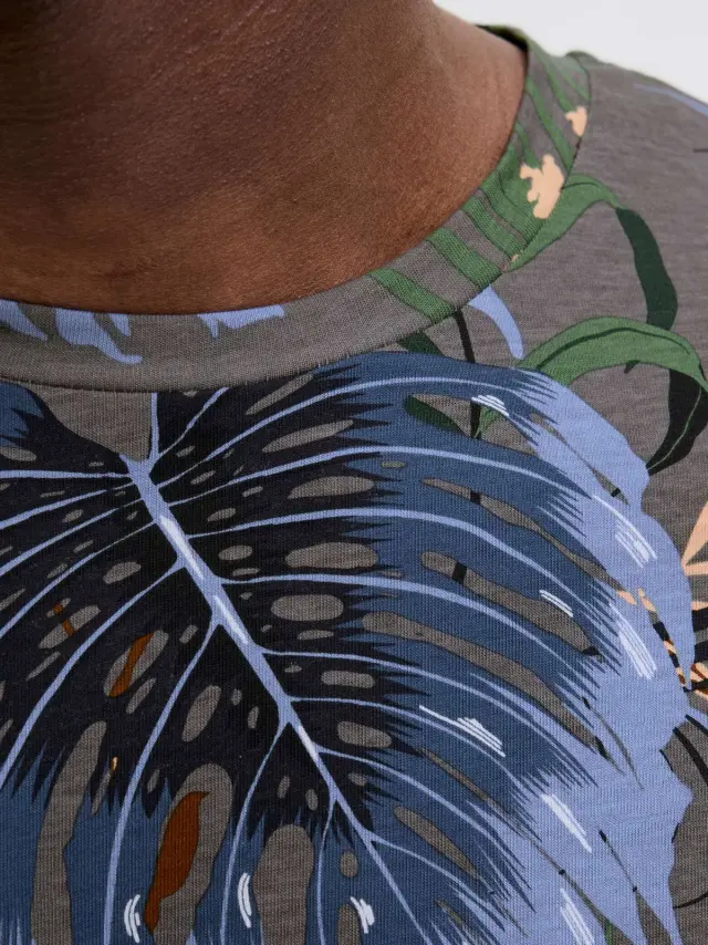 JJHAWAII AOP TEE SS CREW NECK Castlerock - L 2
