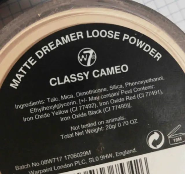 Matte Dreamer Loose Powder W7 2