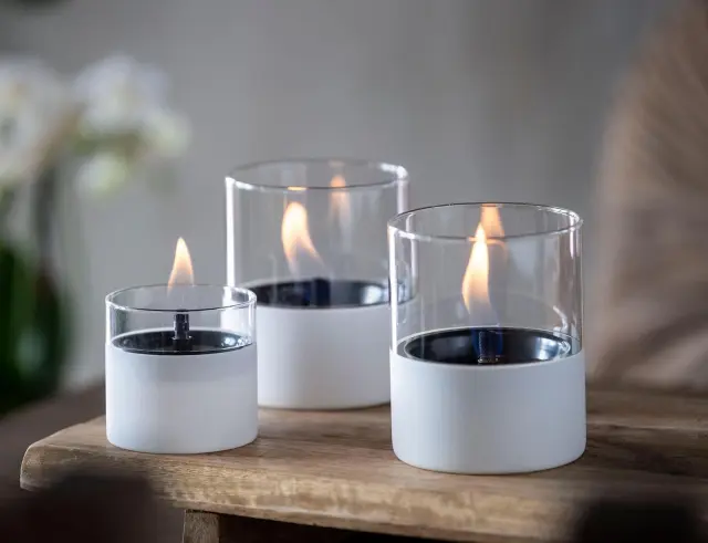 Σετ Gift Pack Επιτραπέζια εστία φωτιάς Lilly 10 & Tenderfuel 1lt Τenderflame με διάρκεια καύσης 9 - 10 ώρες, χωρητικότητα δεξαμενής 300ml και διαστάσεις 10x11.5cm - White TF-600504 2