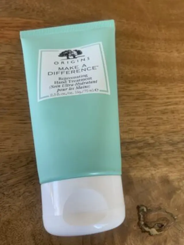 Make A Difference™ Rejuvenating Hand Treatment 75ml